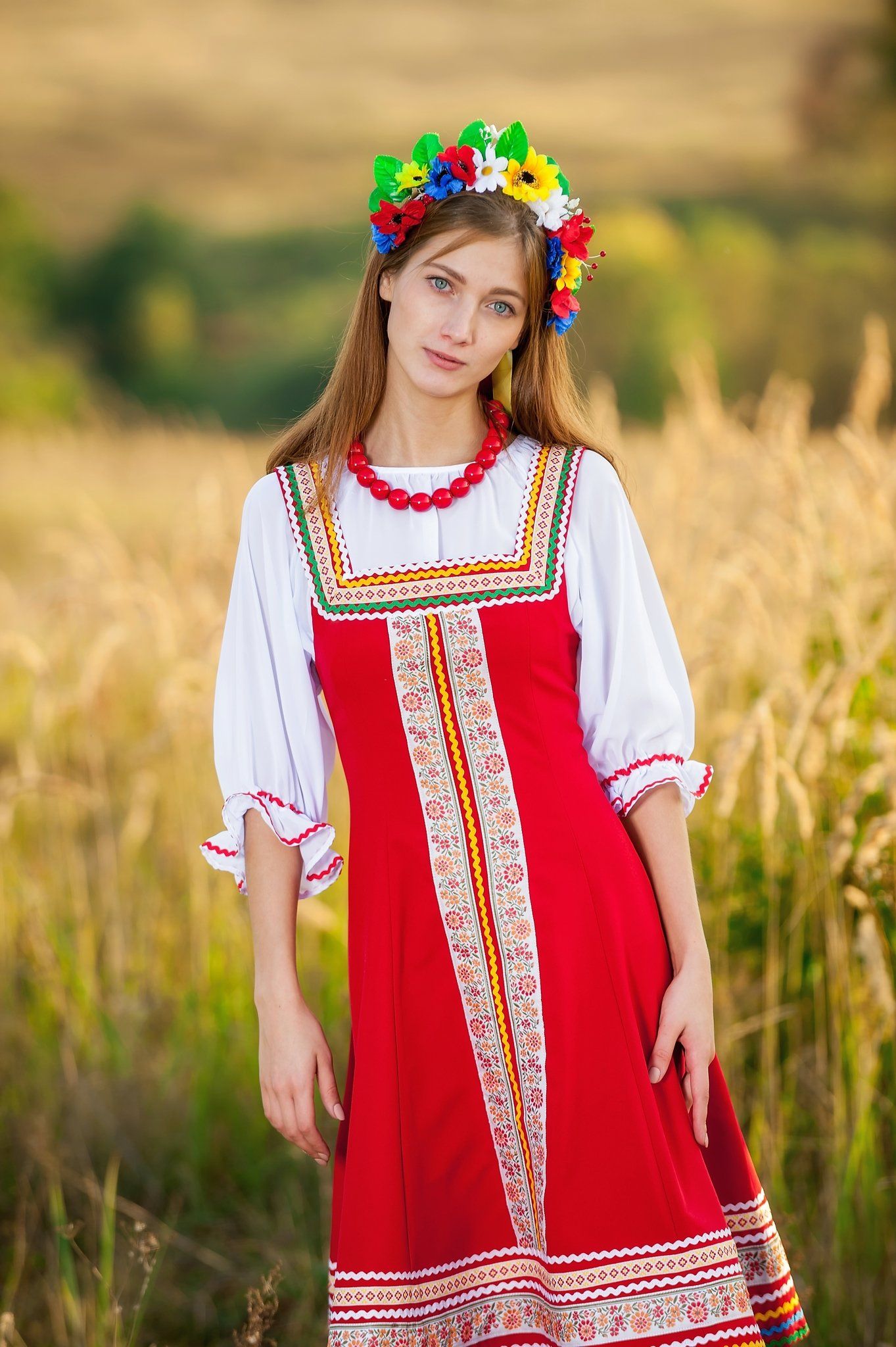 Women in Slavic costumes in Gorakhpur