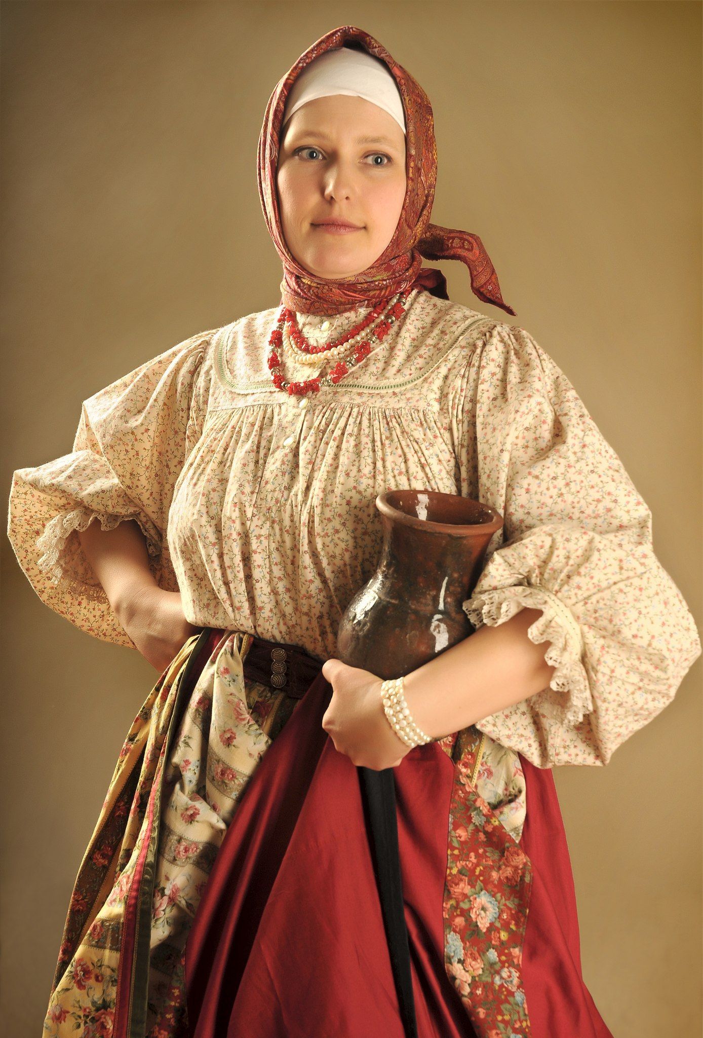 Girls in Slavic costumes in Gorakhpur