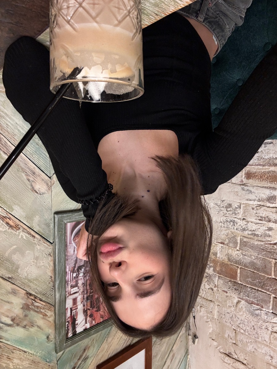 Fresh photos, fresh mood — Tina online in Gorakhpur